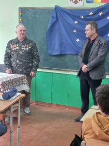 IMG-eb1f2d707f80ec0af446032c7ccc8e70-V