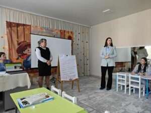 a4192293-fdf6-418d-8631-14d7756cb71d