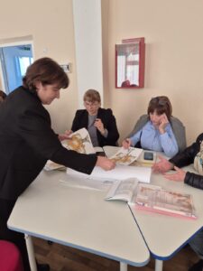 b653b2e3-2164-4c2b-8c27-4d1ac006b0b0